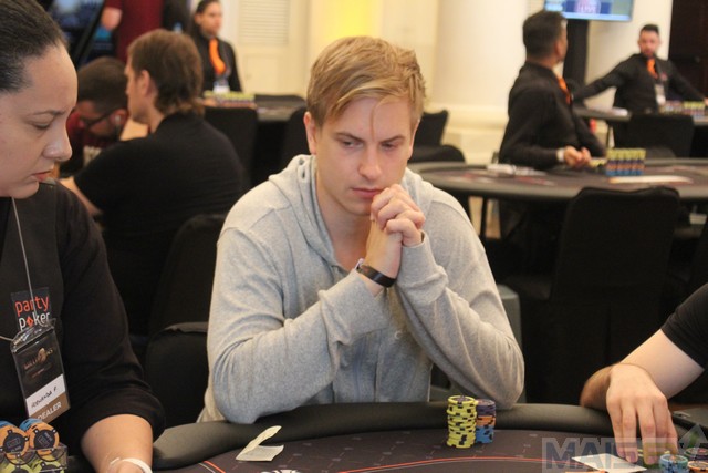 Viktor Blom isildur1
