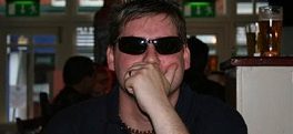 Em Ação Beneficente, Jogador Quer Recorde de Maior Sessão de Poker