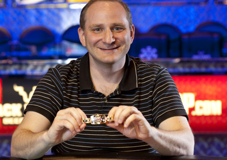 Andy Bloch Vence Barry Greenstein no Heads-Up e Ganha Seu 1º Bracelete