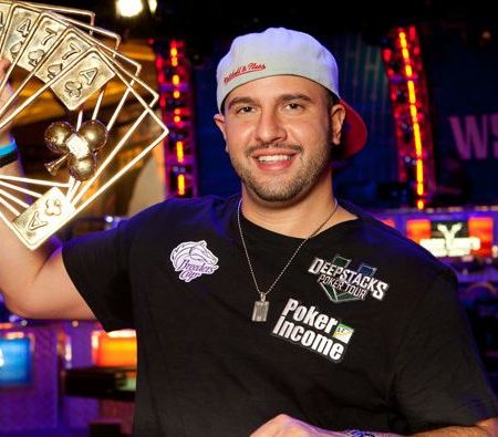 Michael Mizrachi Faz História e Leva o Bi do Players Championship