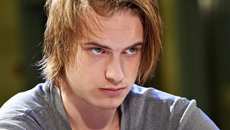 Sean Rafael Interrompe Sequência de Isildur1 nos High Stakes