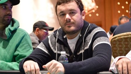 Anthony Zinno Lidera 10 Finalistas no Evento #20; Akkari é 38º