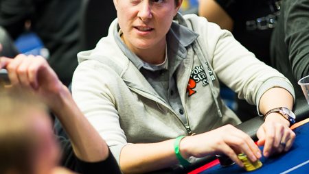 Vanessa Selbst Aposta $2 milhões Contra Dzmitry Urbanovich na WSOP 2016