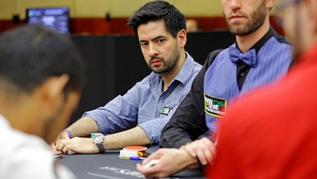 Thiago Decano se Mantem na Ponta Para o Terceiro Dia do BSOP São Paulo