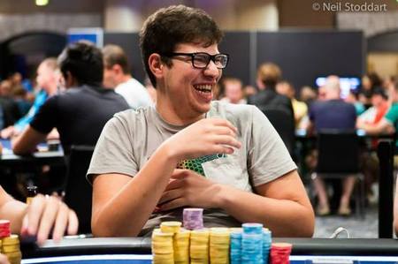 Mustapha Kanit Vence o Sunday Million do PokerStars