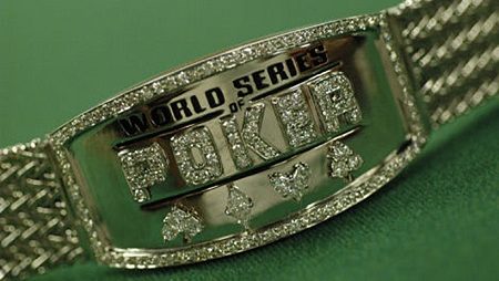 Rubem Mourão Lidera 18 Brasileiros no Marathon WSOP