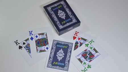 Garanta Já Seu Baralho MaisEV de 4 Cores