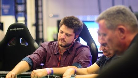 Luiz Duarte é campeão do $109 Mini Super Tuesday