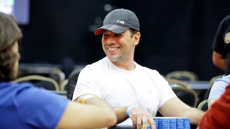 Rodrigo Pfeifer é Chip Leader no Dia 2 do BSOP Balneário Camboriú