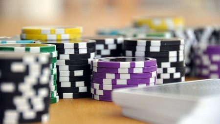 Michalakr é Vice do US$ 215 Bounty Builder