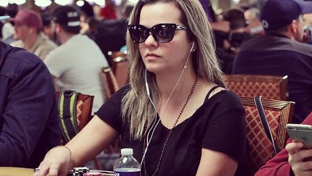Carol Dupre Lidera 9 Brasileiros na Bolha do ITM do Marathon WSOP