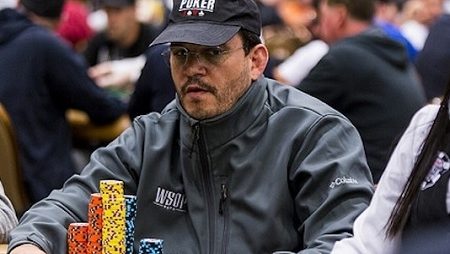 Gustavo Lopes Lidera 24 Brasileiros ITM no Dia 4 do Main Event