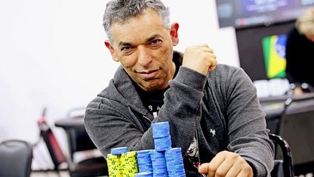 Pedro Todorovic é o Lider do Dia 3 do Main Event do BSOP