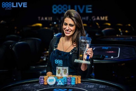 Vivian Saliba Fatura Pacote Para a WSOP no Ladies Event do 888live London