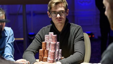 Fedor Holz Vence o High Rollers #1: $2,100 NLHE do PokerStars