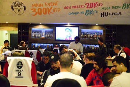 Murillo Ribeiro Lidera a Mesa Final do MasterMinds Goiânia