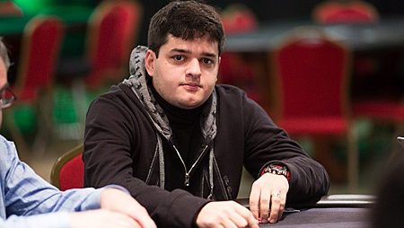 Lucas Baruc Avança ao Dia 4 do Main Event da WSOPE