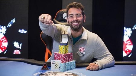 André Sá é Campeão do Main Event da WSOP Uruguai