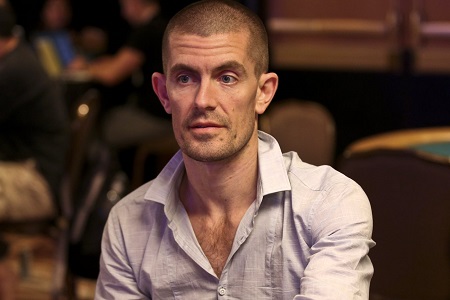Gus Hansen Perde Pote de €500 Mil em Cash Game Ao Vivo