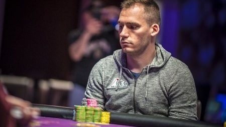 Justin Bonomo Lidera Reta Final do Super High Roller Bowl