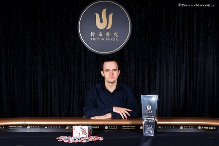 Mikita Badziakouski Confirma Favoritismo e Vence Novamente o Triton Super High Roller Series