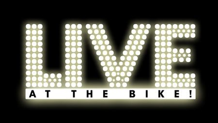 Jogador perde pote de 13.000 big blinds depois de mostrar carta no Live At The Bike