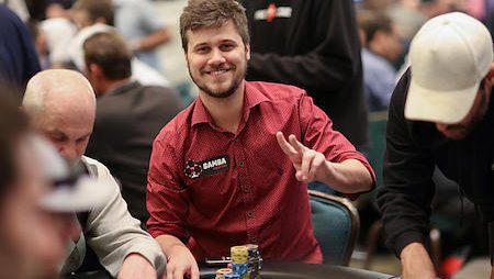 Dia 1 do PokerStars Players Championship tem Luiz Duarte e Kelvin Kerber liderando os brasileiros