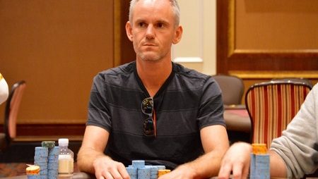 Brasileiros são eliminados no Dia 3 do BIG 50 da WSOP, Allen Cunninghan é destaque