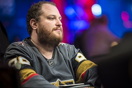 Scott Seiver Lidera Field Estrelado no $10.000 7-Card Stud Championship