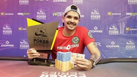 Pedro Henrique Mendes levanta o troféu do Main Event do NPS Recife