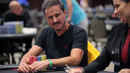 Mario Quintana avança na liderança para reta final do BSOP Brasília