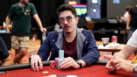Edson Tsutsumi lidera dia final do Main Event do BSOP Online