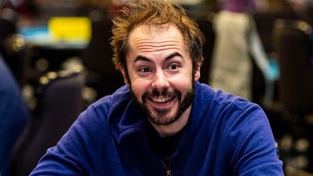 Elio Fox fatura US$ 565.500 ao vencer o $25k SHR do WPT Online