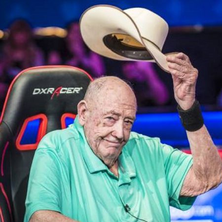 Doyle Brunson bloqueia Doug Polk e Matt Glantz após discussão religiosa