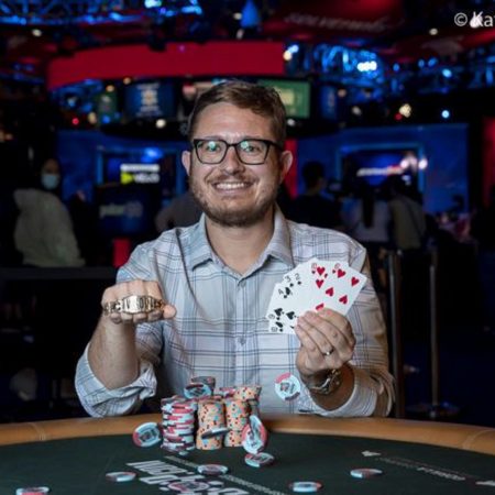 Brian Hastings conquista seu quinto bracelete da WSOP