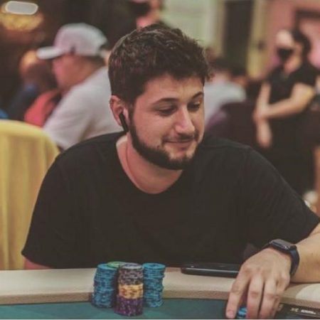 Anderson Dalmas é campeão do Main Event da Hi5 do PokerKing e Gustavo Arruda é vice do Aniversário do Sunday Storm