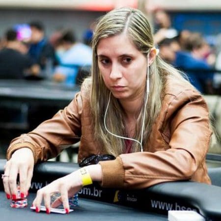 Simone Alves é campeã do $215 Million Dollar Sunday do PokerKing