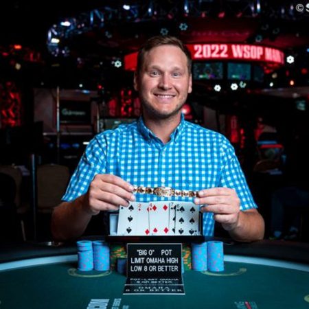 Bradley Anderson bate dura mesa final do Evento #72 da WSOP e leva seu primeiro bracelete