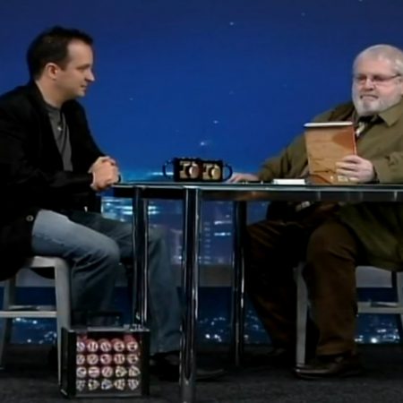 Relembre o dia em que Jô Soares recebeu Leo Bello para falar de poker e afirmou: “o poker leva à ruína muita gente”