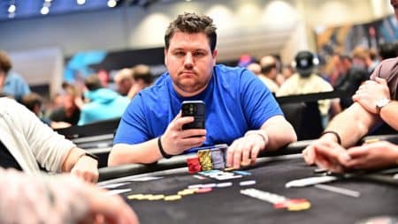 Shaun Deeb denuncia suspeita de trapaça de dealers em Houston