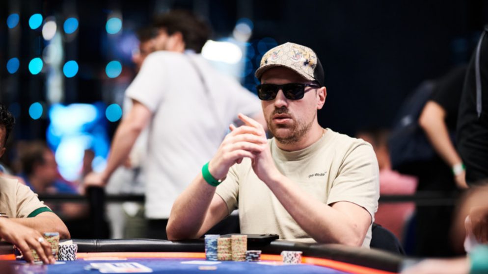 Artur Martirosian lidera forte field no Dia 2 do US$ 20K da Triton Chipre