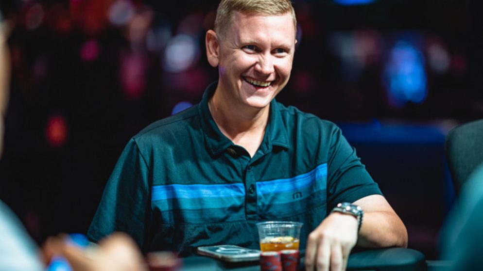 Ben Lamb é o líder da forte FT do Omaha Hi-Lo Championship