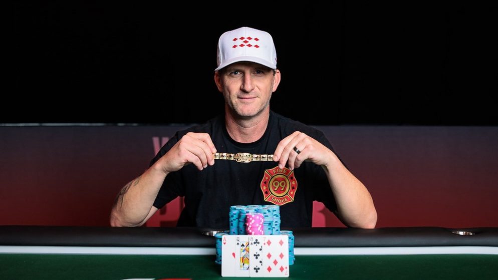 Bombeiro Scott Dulaney apaga adversários e é campeão do Evento #31 da WSOP