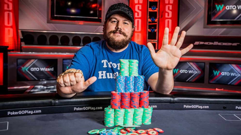 Shaun Deeb impede bracelete de Aloísio Dourado e conquista a sexta joia