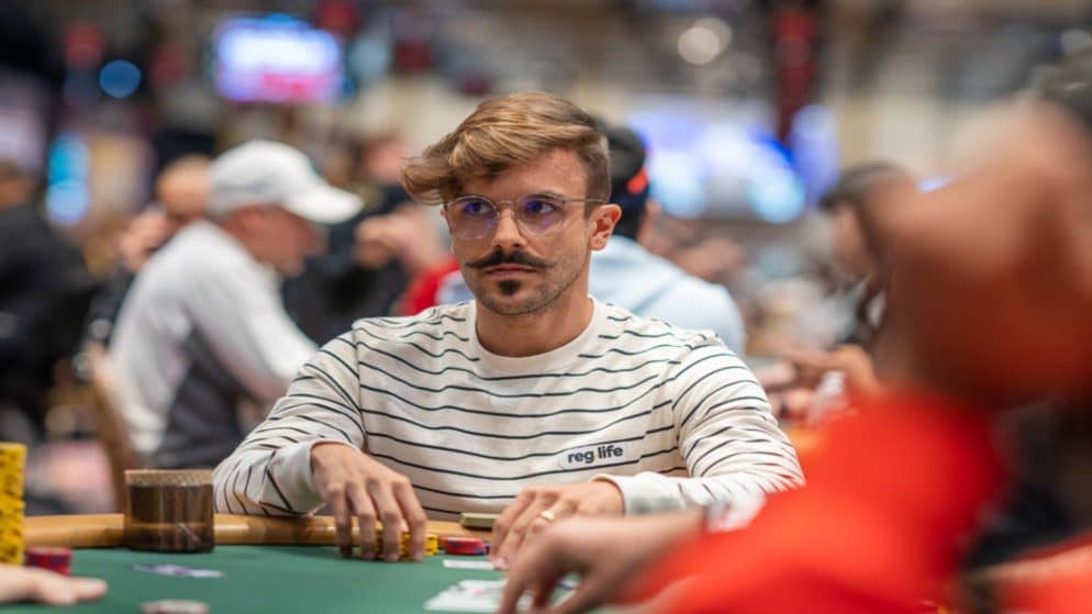 Yuri Martins faz ITM e Andrew Kelsall lidera 11 finalistas do $1.500 Dealer’s Choice 6-Max