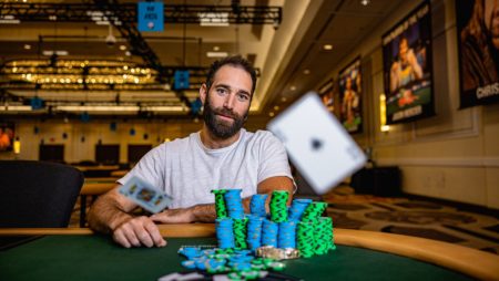 Alex Keating é campeão do US$ 5K NLH 8-Max da WSOP; Felipe Ketzer é 13º