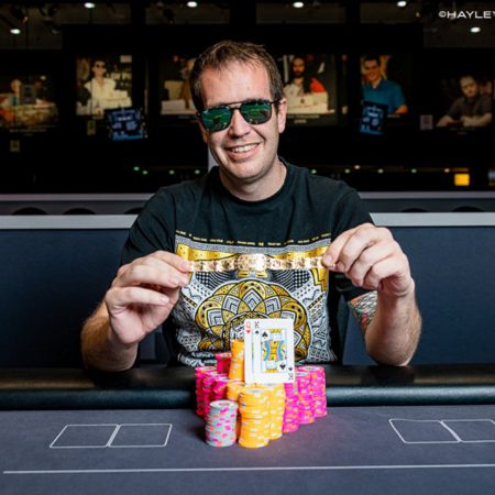 Shawn Daniels fatura US$ 777.777 ao vencer o evento #77 da WSOP