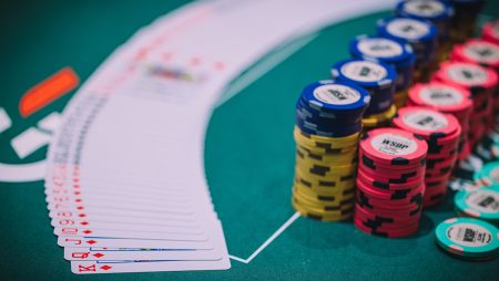 Hilton Laborda lidera tropa brasileira no Dia 5 do Main Event da WSOP