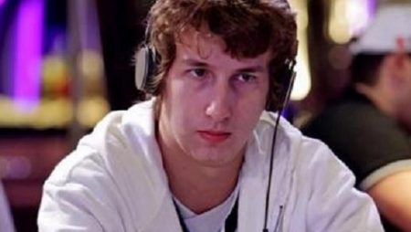 Rafael Eltz é campeão do $55 Mini Bounty Builder HR