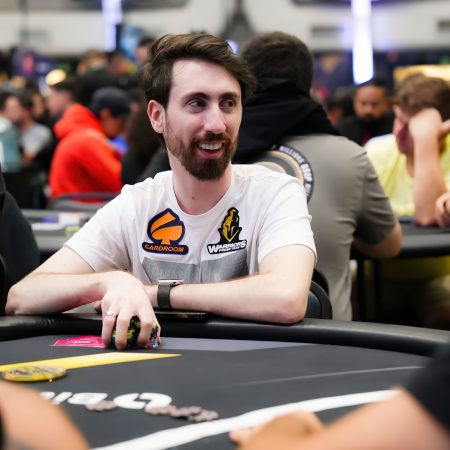 Carlos Rox vence all-in 7-way para ganhar torneio no GGPoker, confira